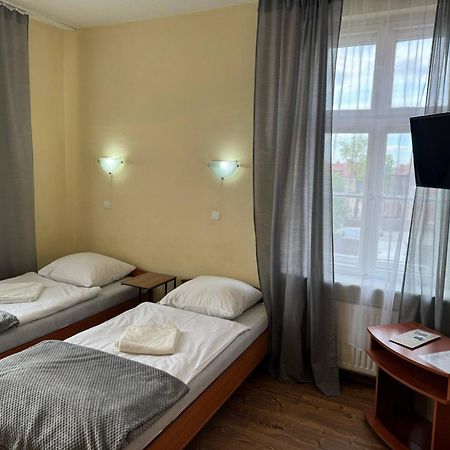 Motel Dom Turysty Kostrzyn nad Odra Esterno foto