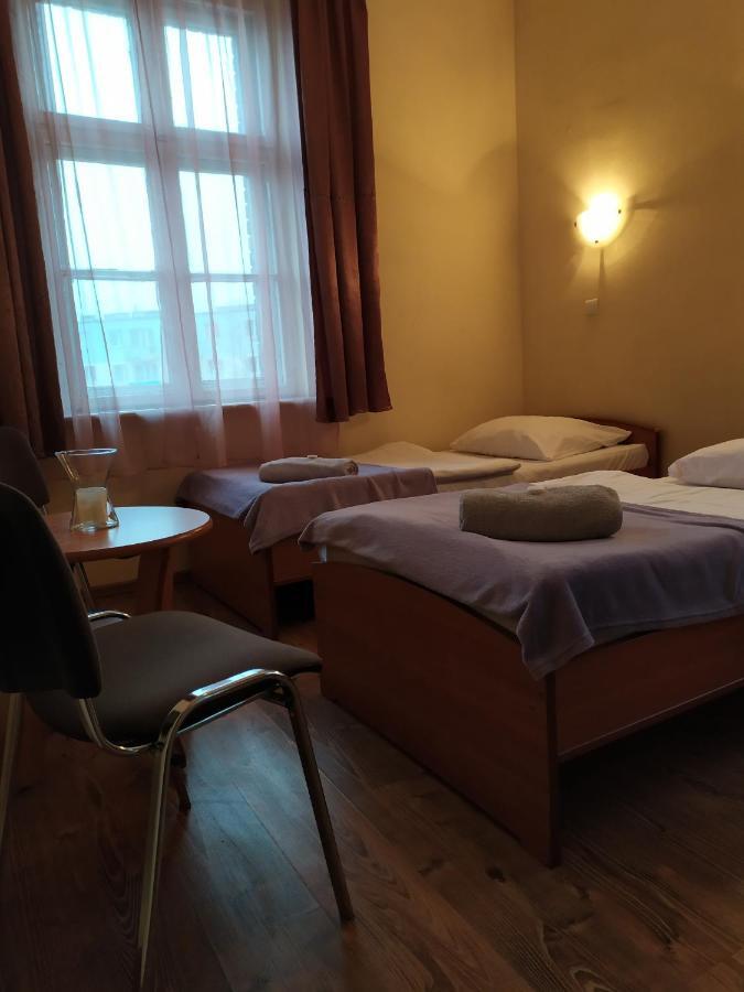 Motel Dom Turysty Kostrzyn nad Odra Esterno foto